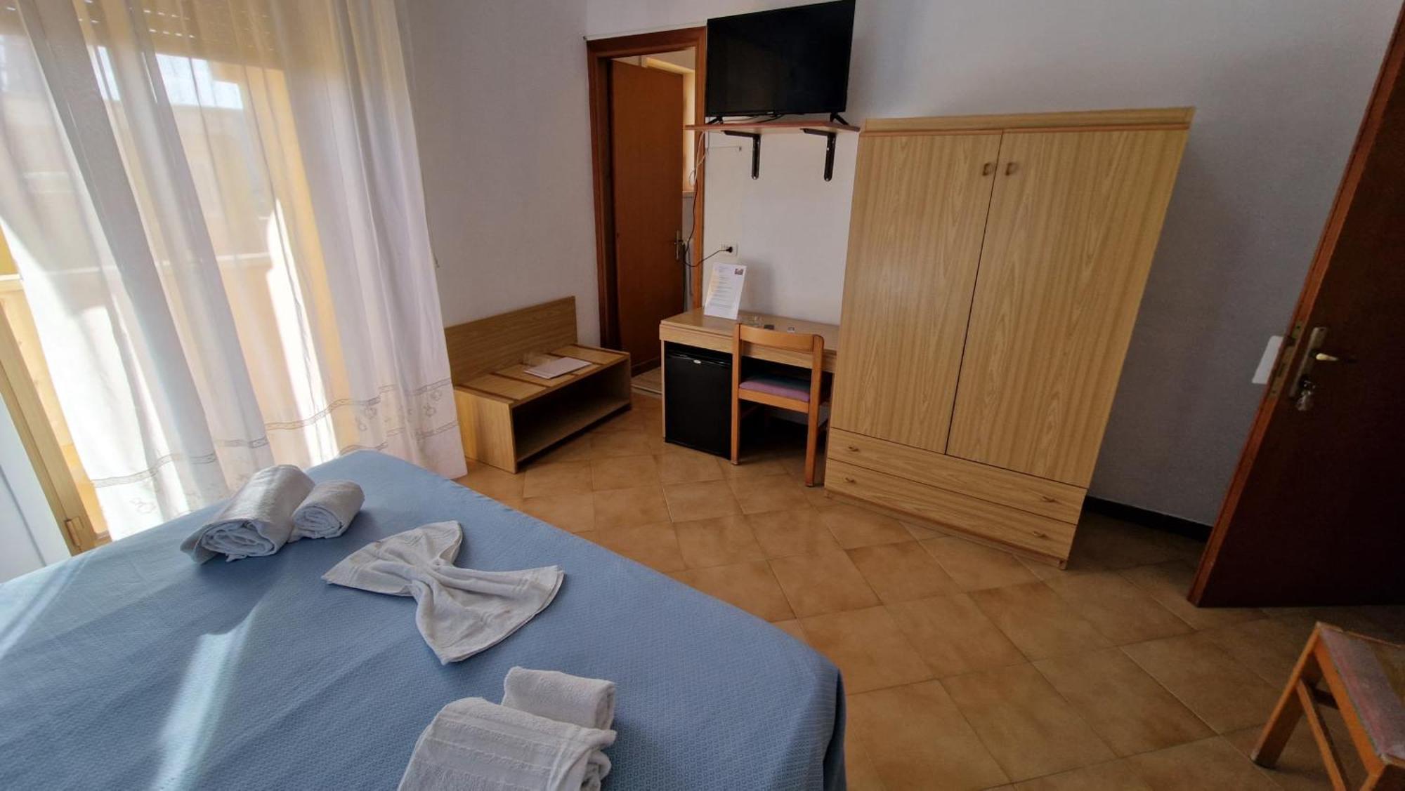 Hotel Le Pelagie Лампедуза Экстерьер фото